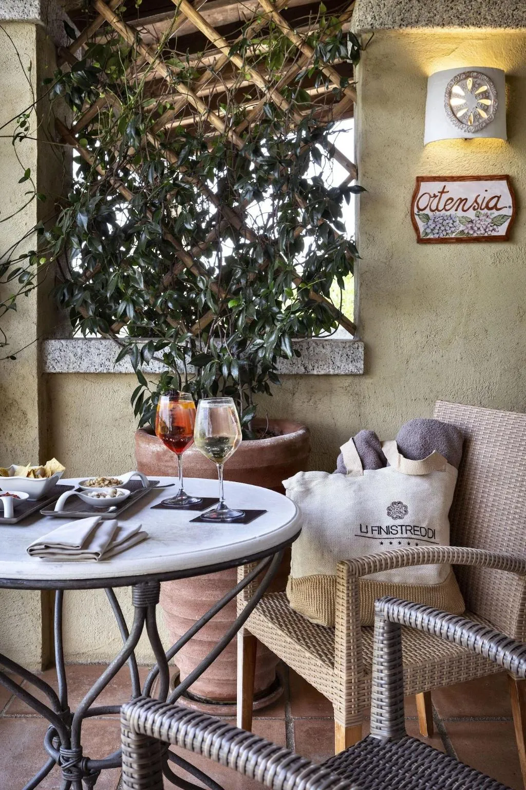 Room, Hotel Li Finistreddi, Olbia