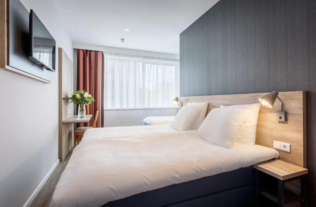 DOUBLE DELUXE Room, Joy Hotel Amsterdam, Amsterdam