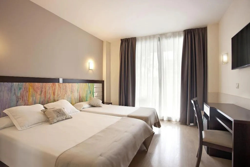 TRIPLE STANDARD Room, Indalo Park, Costa Brava