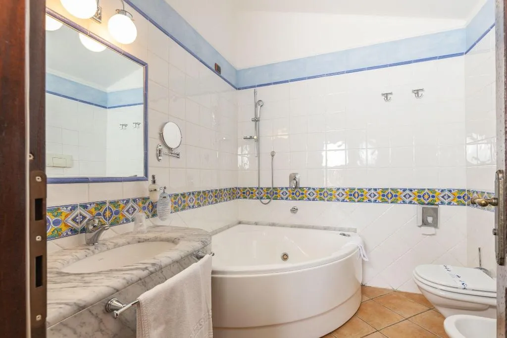 Room, Arbatasar, Cagliari