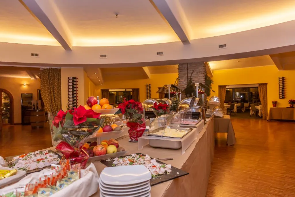 Restaurant, Hotel la Torre Spa & Restaurant, Milan