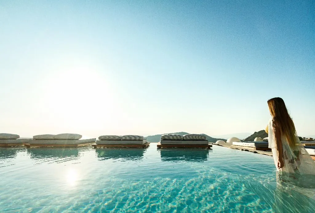 Pool, Amaze Suites, Santorini