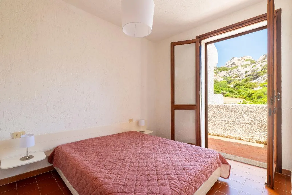 APARTMENT CAPACITY 4 TWO BEDROOMS Room, Residence Baia Santa Reparata, Olbia