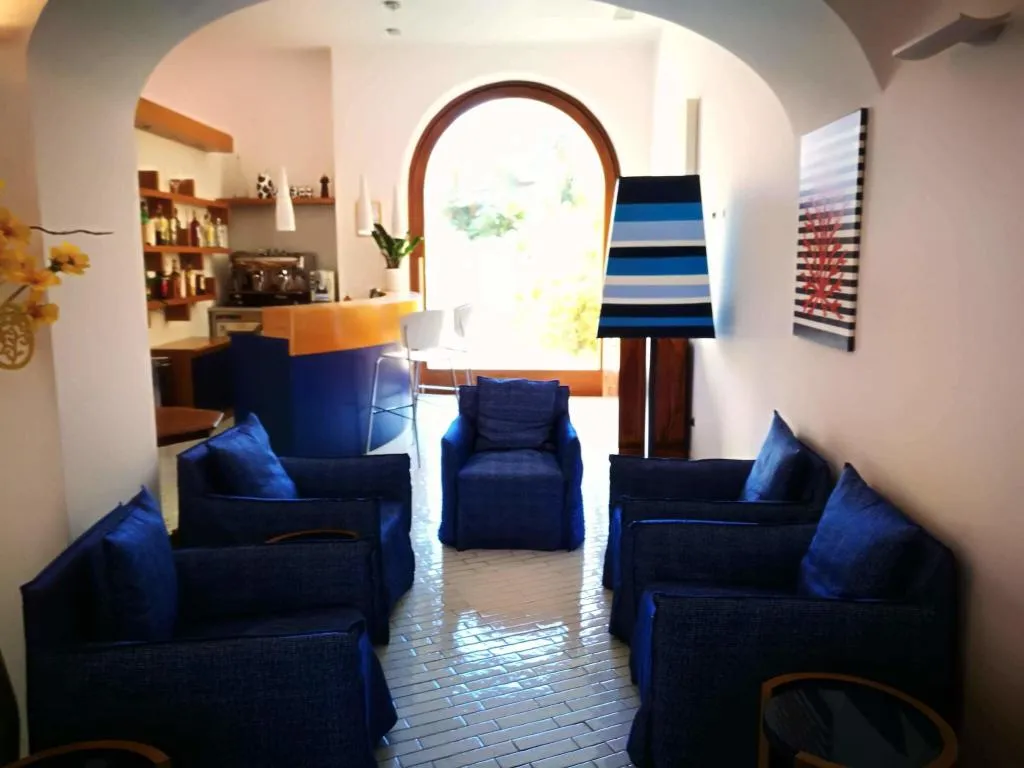 Lobby, Torre Barbara, Naples