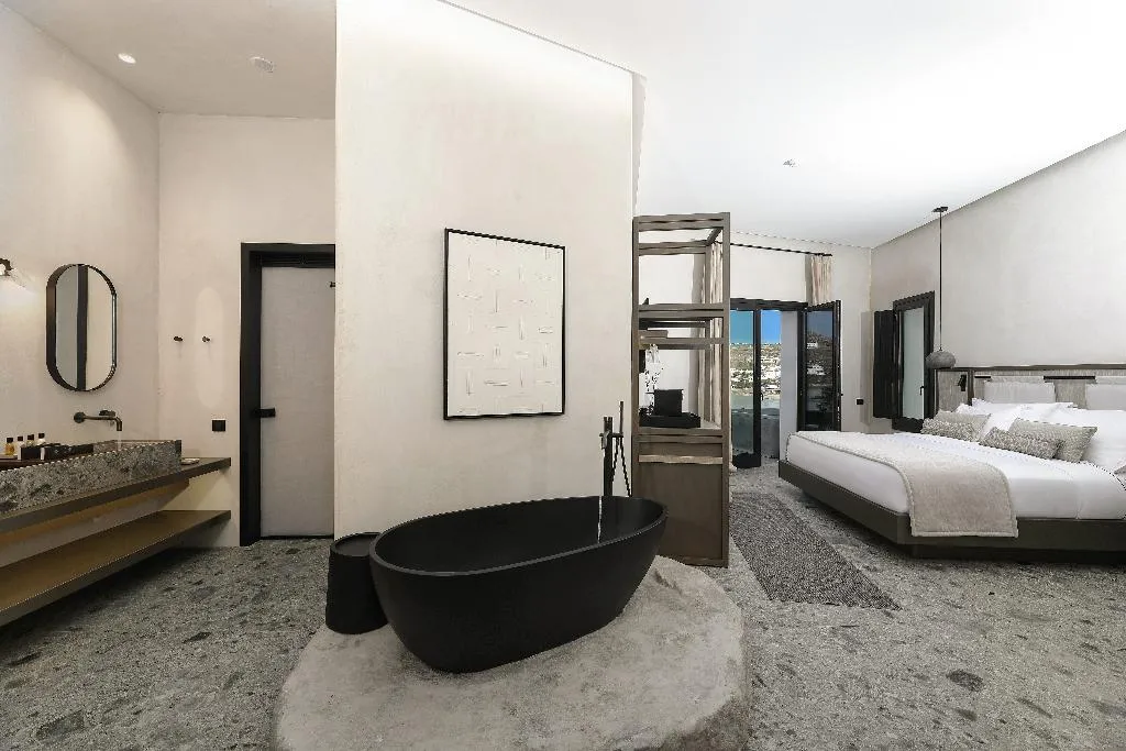 SUITE WITH JACUZZI Room, Aeonic Suites & Spa, Mykonos