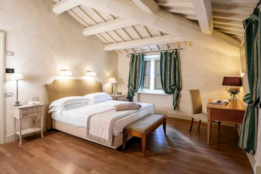 JUNIOR SUITE CAPACITY 3 Room, Posta Donini, Perugia