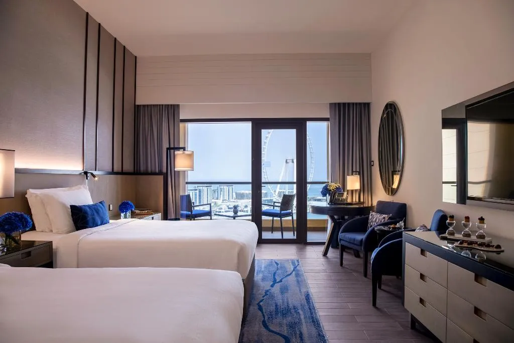 TWIN SEA FRONT Room, Amwaj Rotana-Jumeirah Beach, Dubai