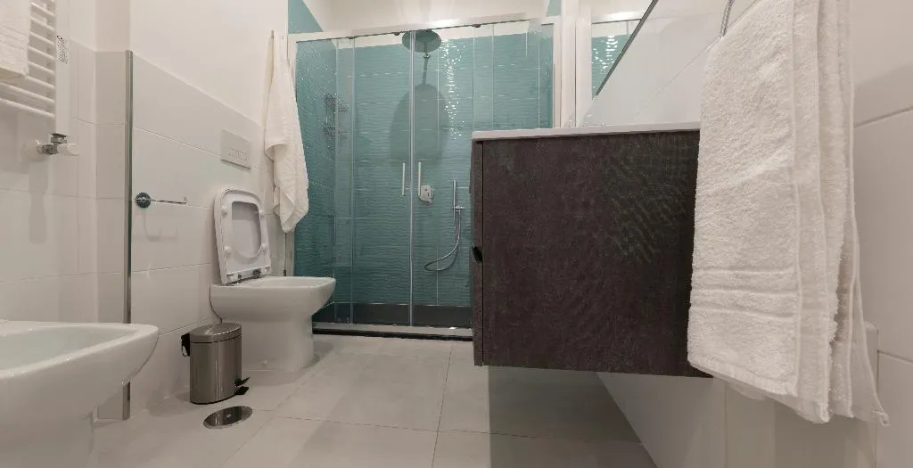 APARTMENT WITH BALCONY Room, Casina Rossa, Naples