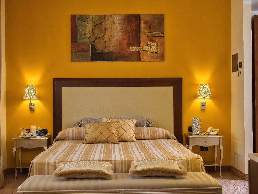 DOUBLE SUPERIOR Room, For You, Olbia