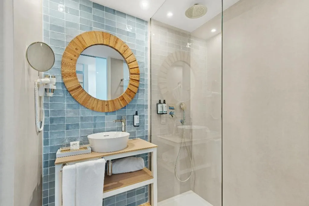 Double or Twin SUPERIOR Room, Occidental Cala Viñas, Majorca