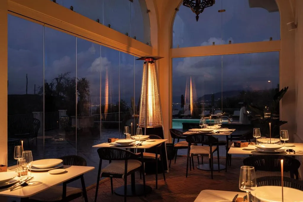 Restaurant, Relais Palazzo del Barone - Adults Only, Naples
