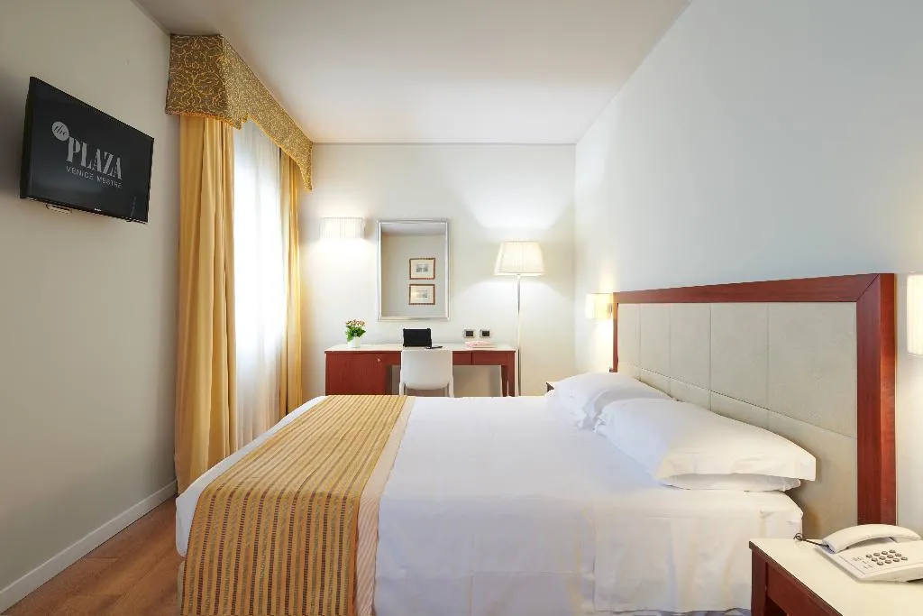 Double or Twin SUPERIOR Room, Hotel Plaza Venice, Venice