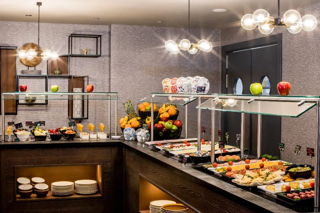 Restaurant, NYX Hotel Madrid by Leonardo Hotels, Madrid