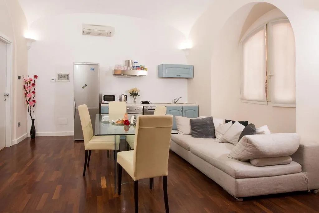 Lobby, Trinity Luxury Rooms, Rome