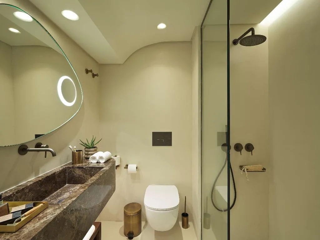 DOUBLE DELUXE SEA VIEW Room, Isla Brown Corinthia Resort & Spa, Curio Collect, Athens