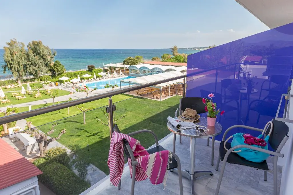 TRIPLE SEA VIEW Room, Golden Coast, Athens