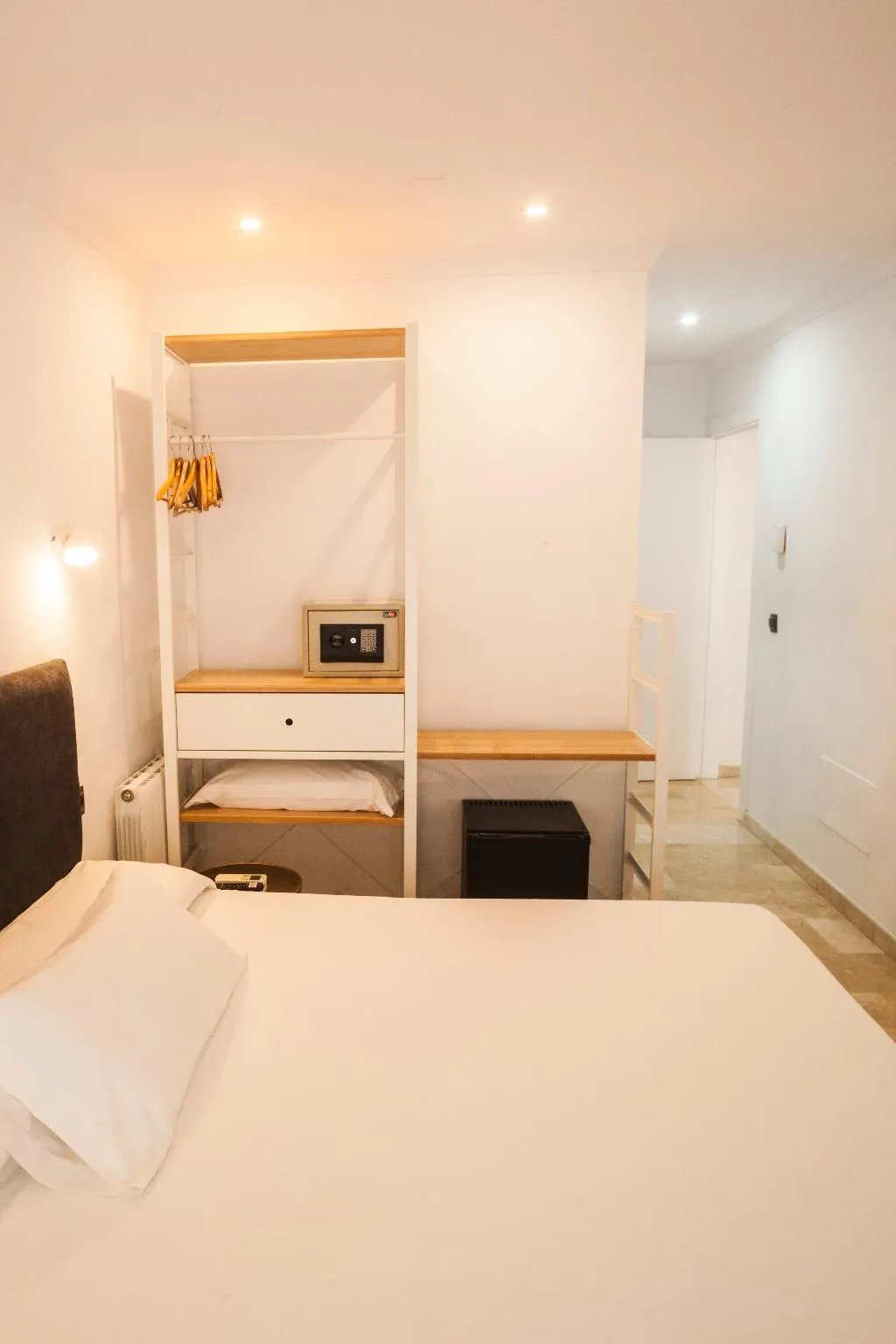 TRIPLE STANDARD Room, Abril, Costa Del Sol