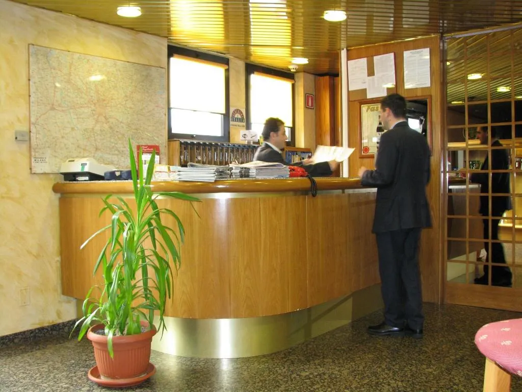 Lobby, Hotel Longobardo, Milan