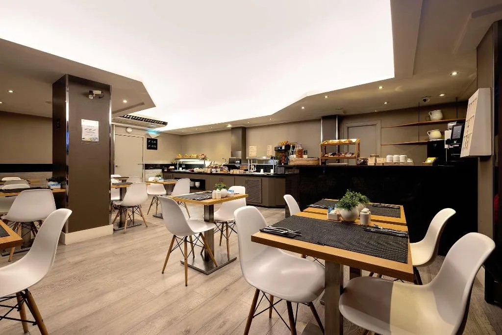 Restaurant, Catalonia Albeniz, Barcelona