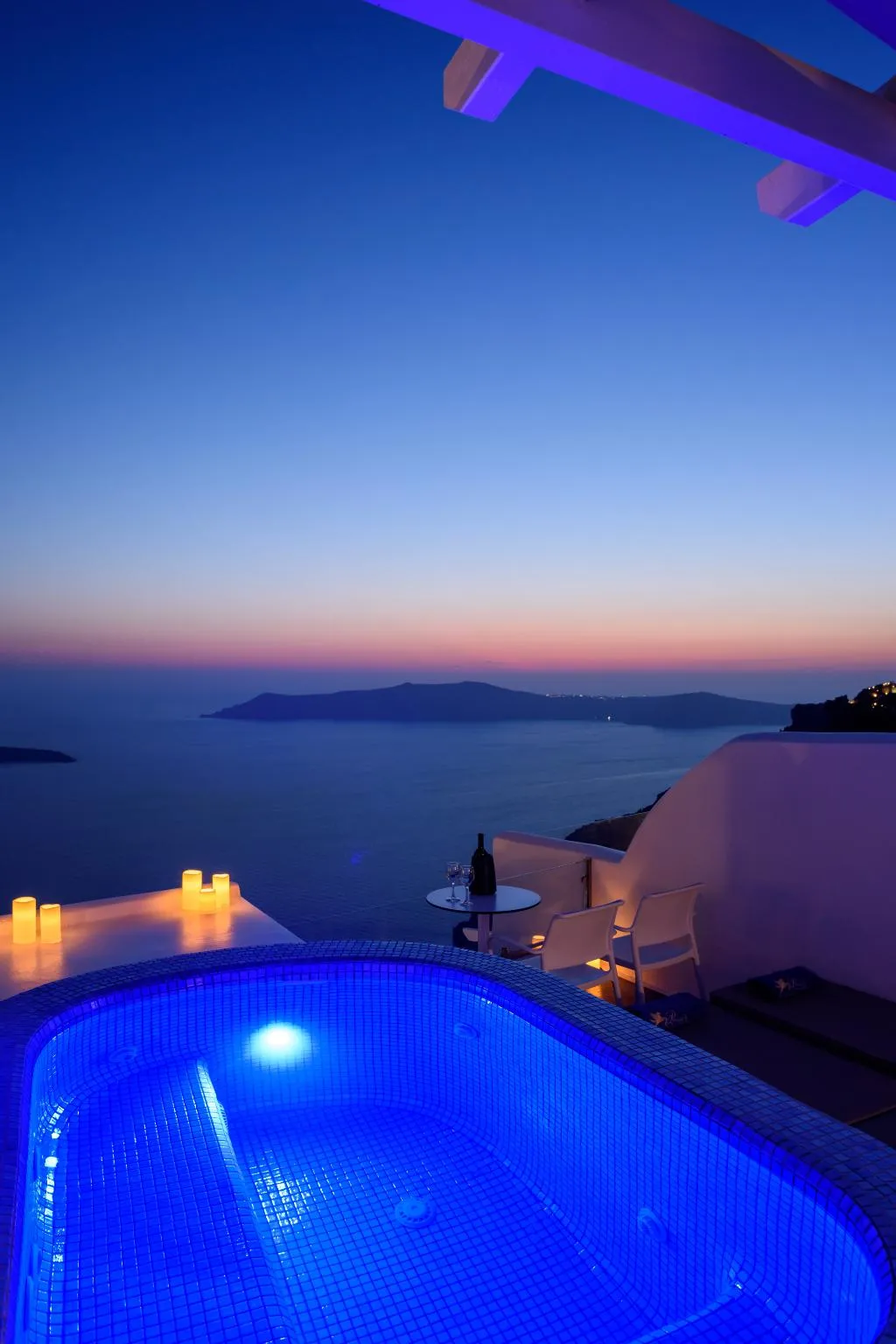 SUITE HONEYMOON Room, Pegasus Suites & Spa, Santorini