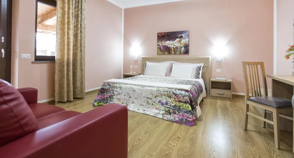 Room, Il Sole, Cagliari