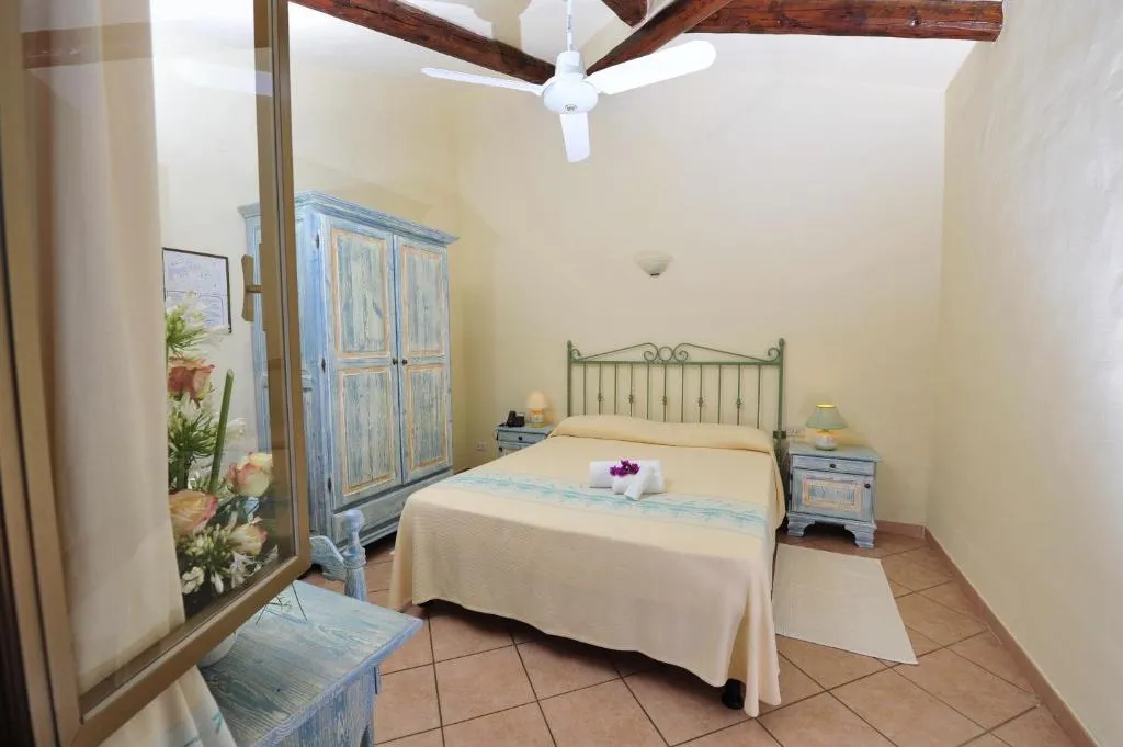 DOUBLE STANDARD Room, Hotel L'Esagono, Olbia