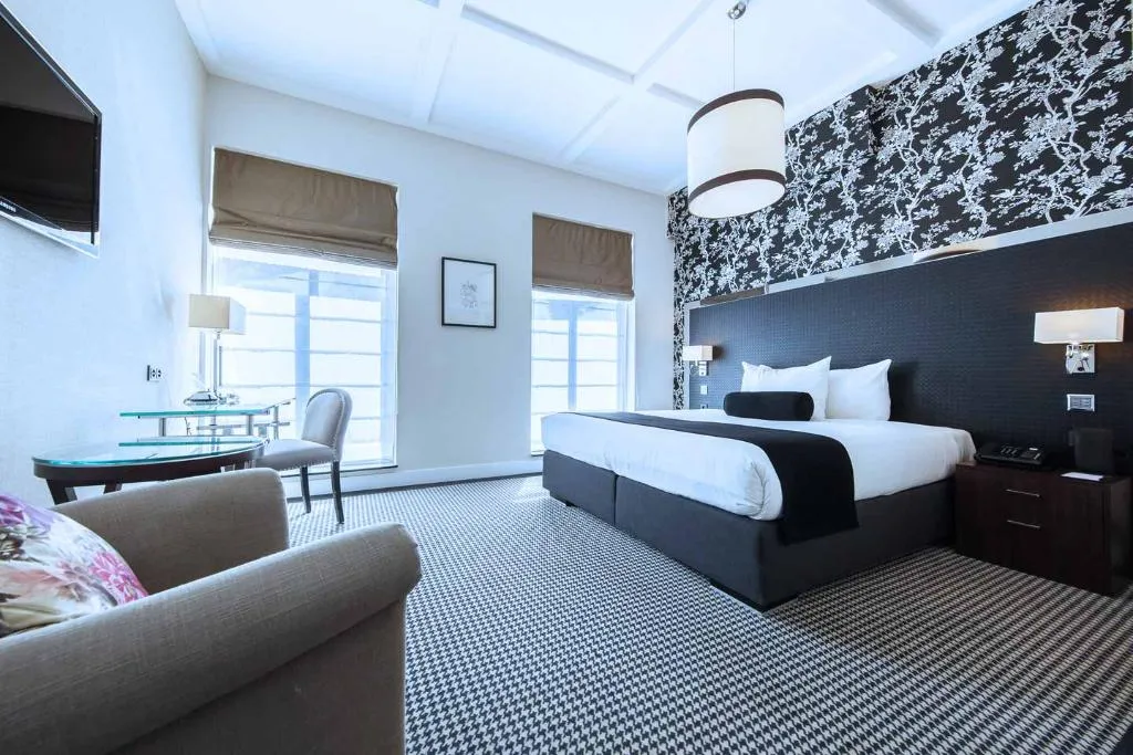 DOUBLE CANAL VIEW Room, Boutique Hotel Notting Hill, Amsterdam