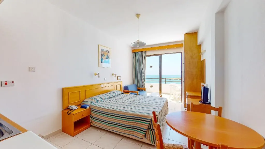 STUDIO STANDARD Room, Corallia Beach Hotel Apartments, Cyprus