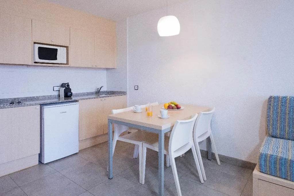 APARTMENT CAPACITY 4 Room, Cye Salou, Costa Dorada