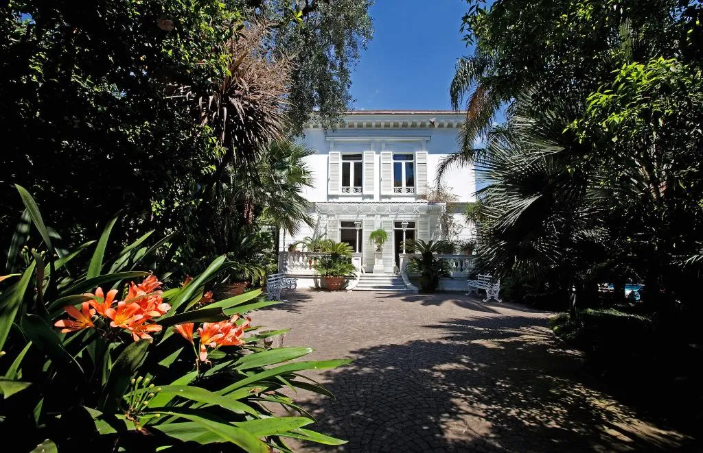 General view, Relais Villa Savarese, Naples