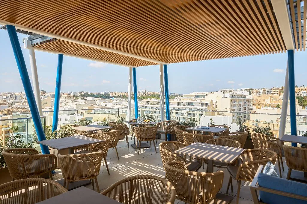 Bar, Novotel Malta Sliema, Malta