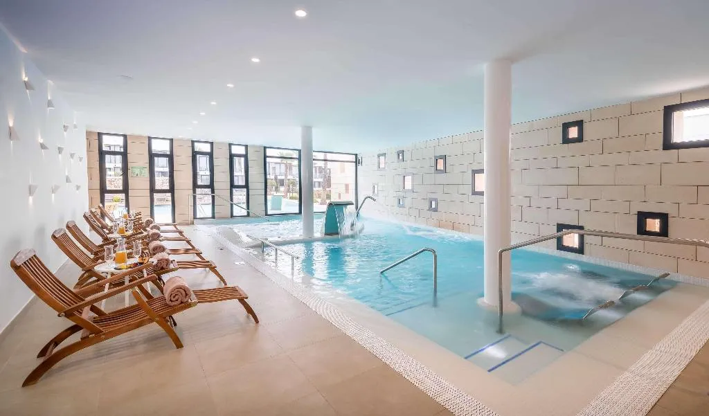 Sports and Entertainment, Barcelo Nura, Menorca