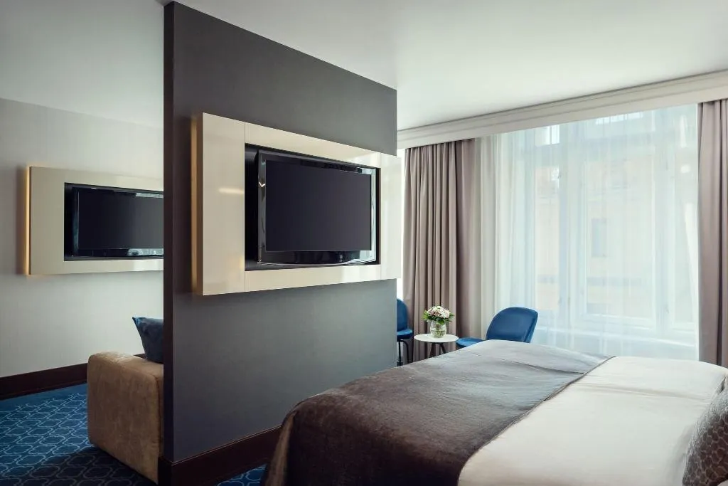 JUNIOR SUITE EXECUTIVE Room, Kings Court, Prague