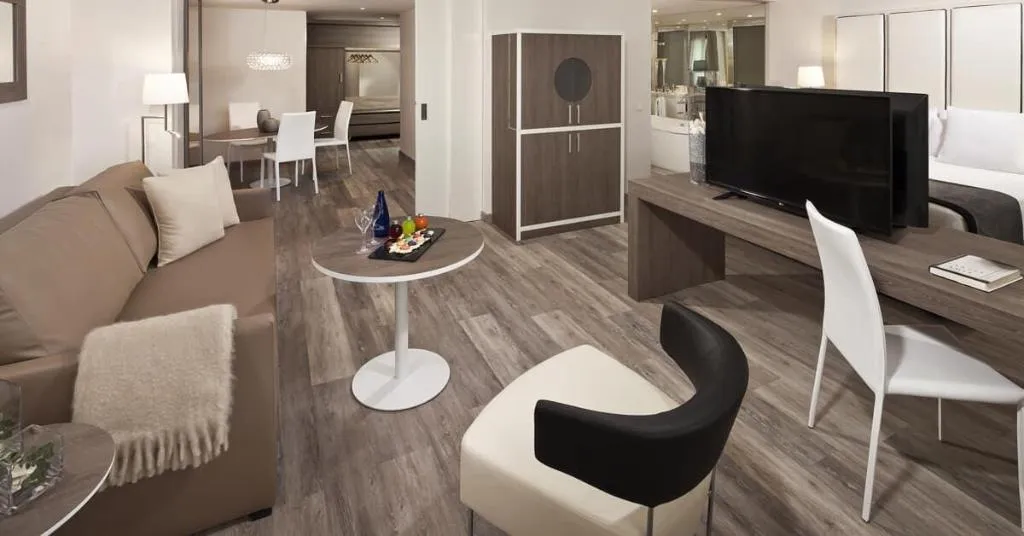 JUNIOR SUITE STANDARD Room, Melia Lebreros, Seville