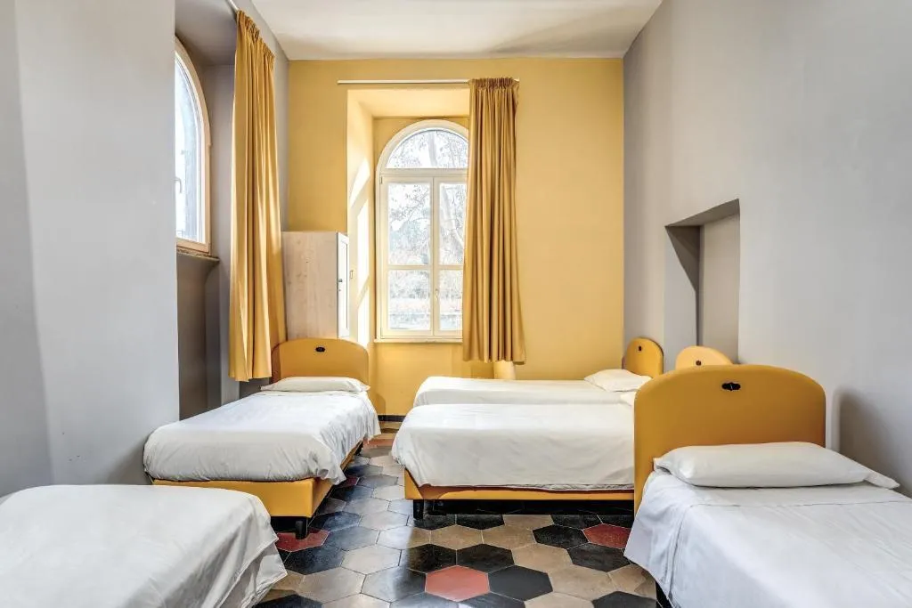 Bed in dormitory FEMALE ROOM Room, Borgo Ripa Urban Travel, Rome