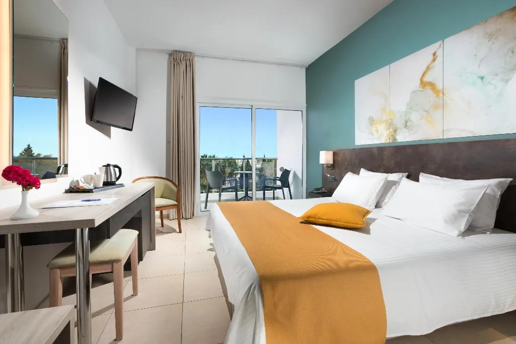 Double or Twin STANDARD Room, Mayfair  Hotel, Cyprus
