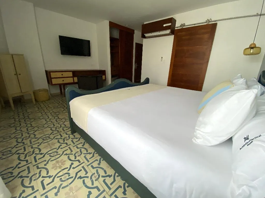 DOUBLE DELUXE WITH BALCONY Room, Hotel Autentico Vertical Playa Del Carmen, Playa Del Carmen