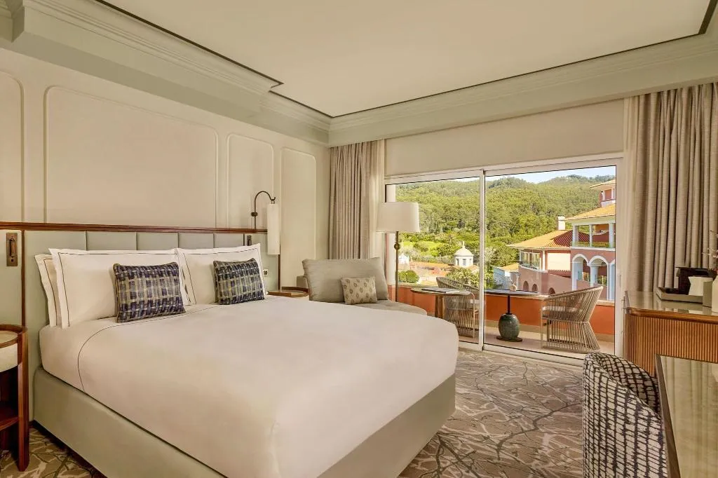 Room, Penha Longa, Lisbon