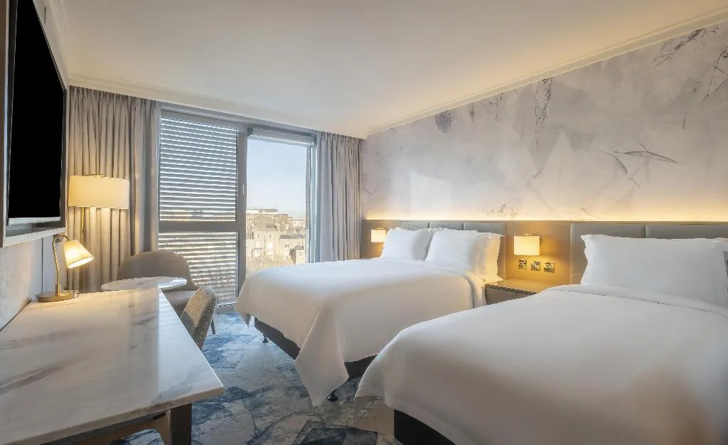 TRIPLE DELUXE Room, Hilton Dublin Charlemont, Dublin