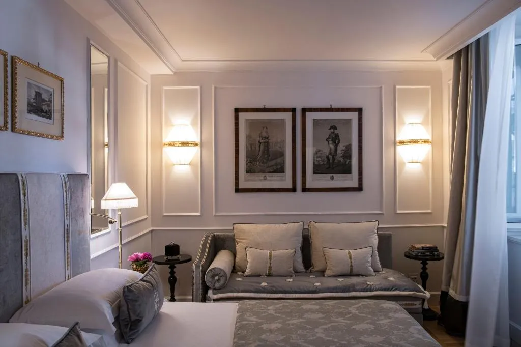 TRIPLE STANDARD Room, Hotel d'Inghilterra Roma - Starhotels Collezione, Rome