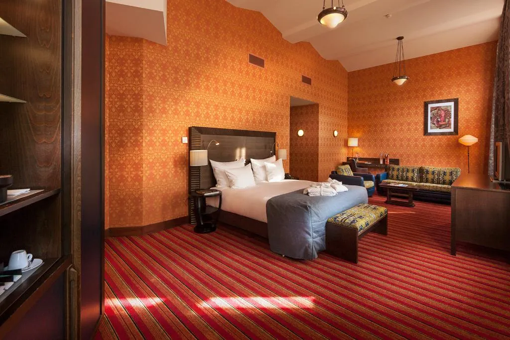 JUNIOR SUITE STANDARD Room, Grand Hotel Amrâth Amsterdam, Amsterdam
