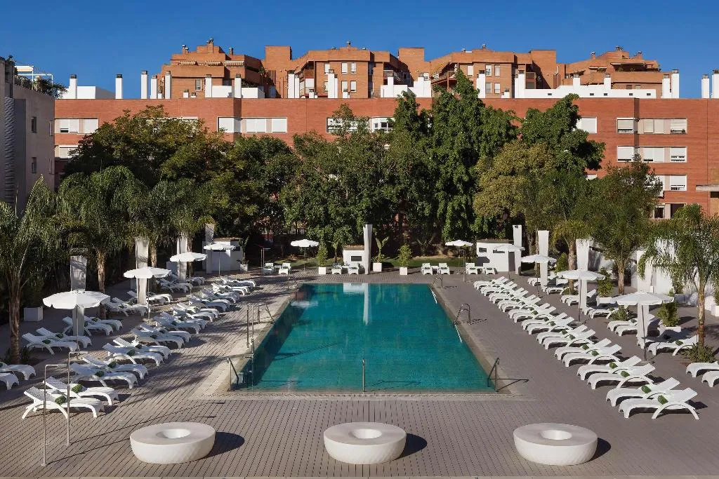 Pool, Melia Lebreros, Seville