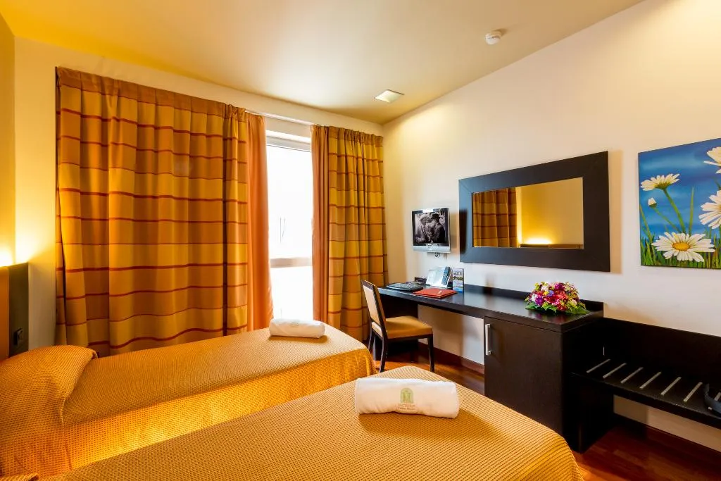 TWIN STANDARD Room, Victoria Terme Hotel, Rome