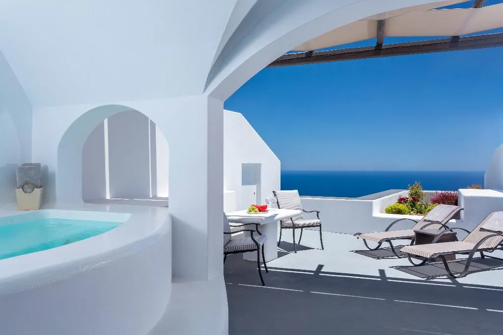 SUITE WITH JACUZZI Room, Amber Light Villas, Santorini