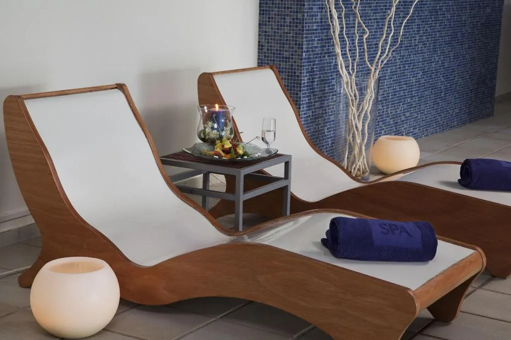 Sports and Entertainment, Parador de Vielha, Costa Brava