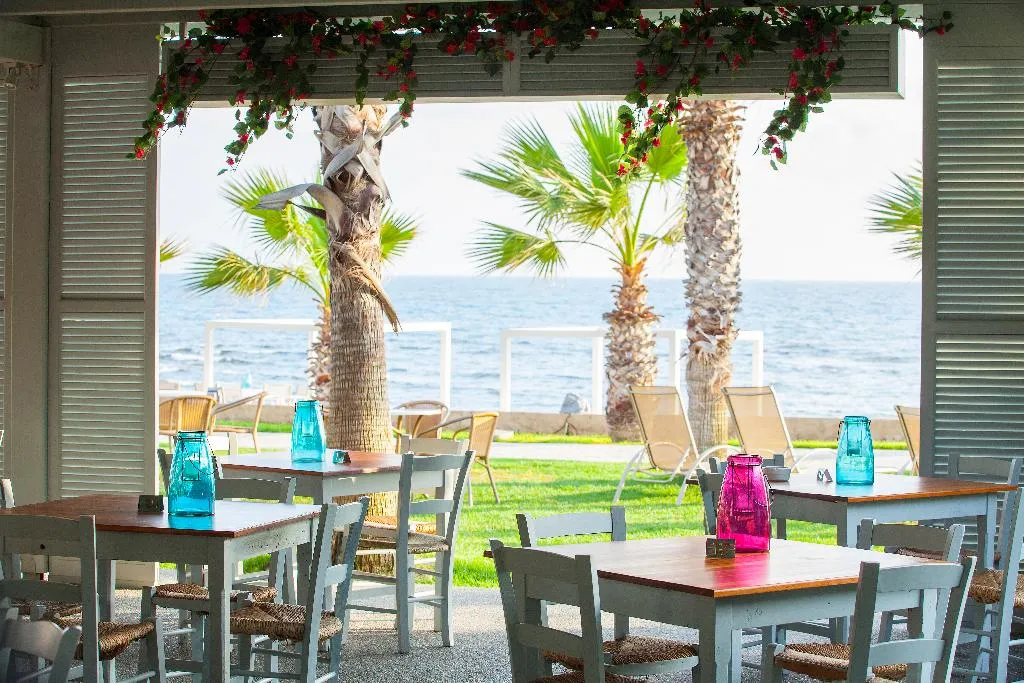 Bar, Aquamare Beach Hotel & Spa, Cyprus