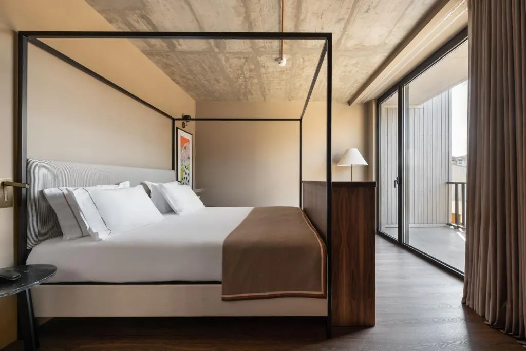 JUNIOR SUITE STANDARD Room, Dorma Essenzia Porto, Porto