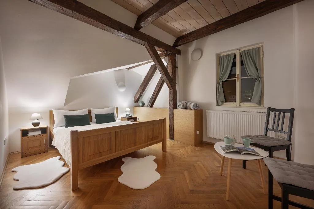 APARTMENT THREE BEDROOMS Room, Boutique Apartments White Swan, Prague