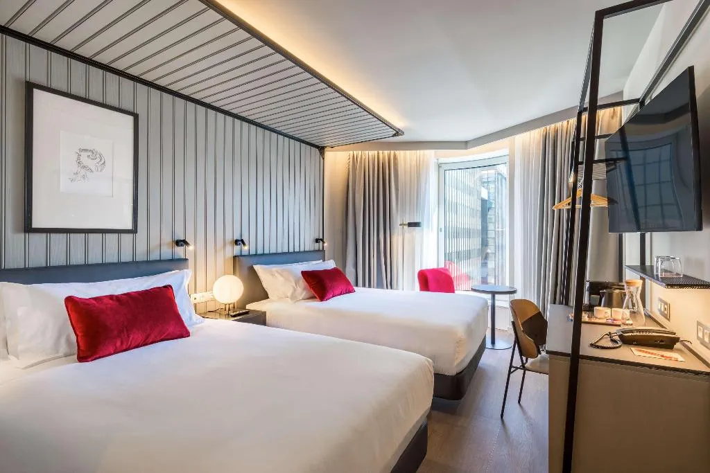 DOUBLE TWO DOUBLE BEDS Room, Canopy by Hilton Madrid Castellana, Madrid