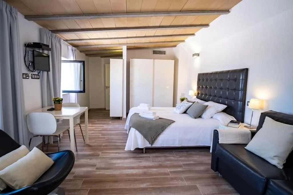 Room, Hotel Es Convent d'Ariany, Majorca